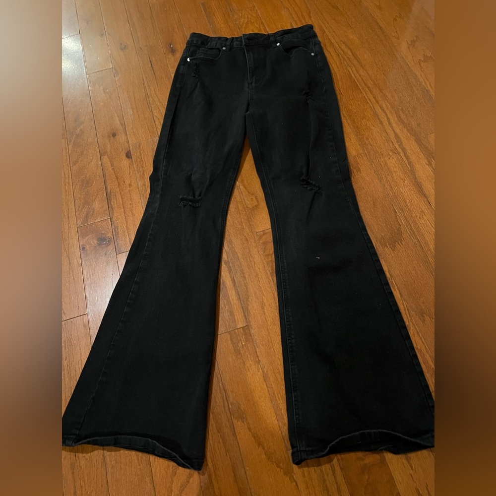 Trendy flair jeans